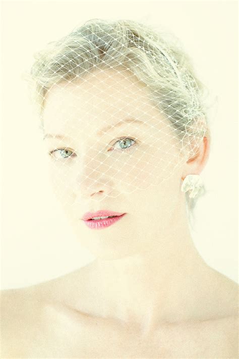 Portrait of a Lady Starring Gretchen Mol — Rose & Ivy
