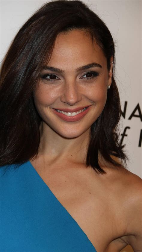 Gal Gadot : r/gentlemanboners