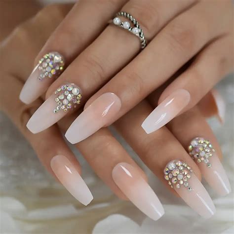 Glitter Ombre Coffin Nails : Pink And Glitter Ombre Coffin Nails Youtube - Wear sparkles on a ...