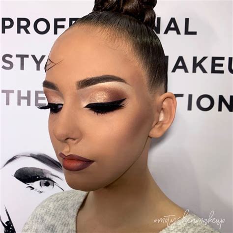 Ballroom dance makeup #motyshenmakeup | Танцевальный макияж, Идеи ...