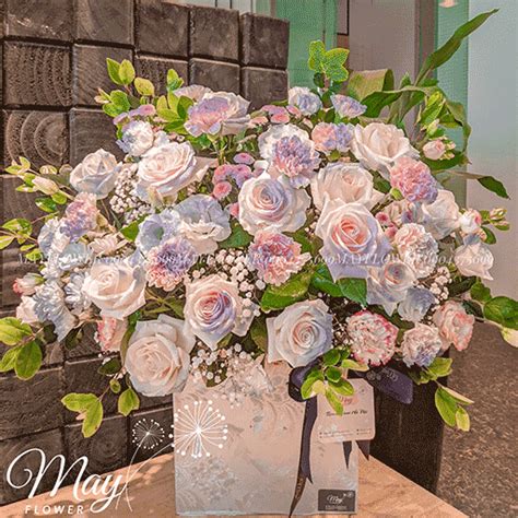 doan vien lang hoa  dao cua hang hoa tuoi  flower