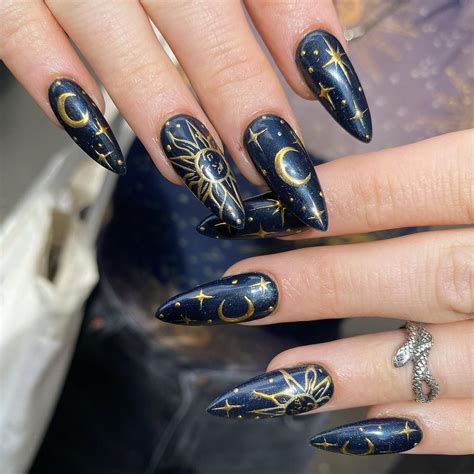 almond nail ideas   chic  sophisticated  mekardo
