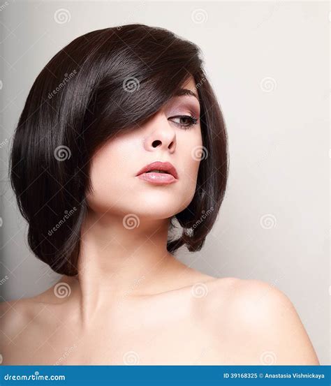 Short black hair for ladies is the ultimate chic look this season 2