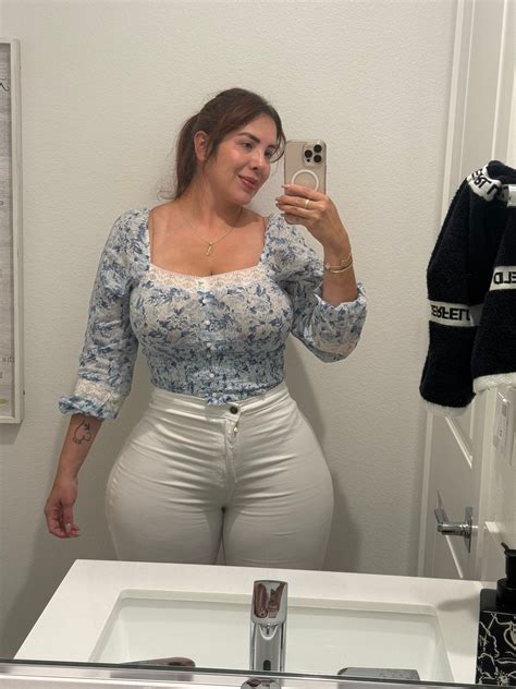 Chimocurves - Chimocurves added a new photo.