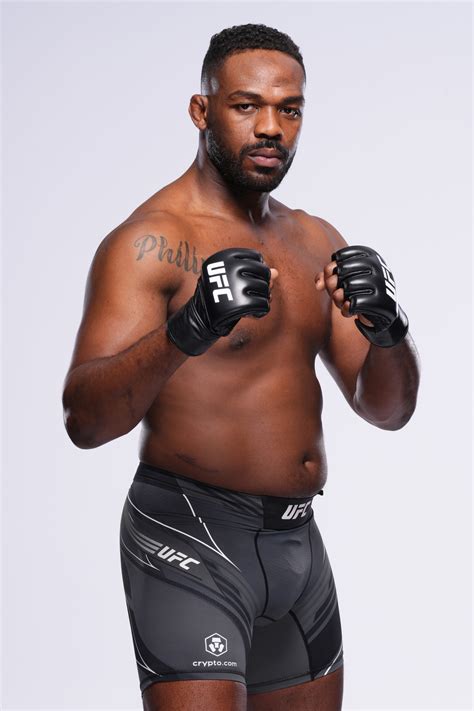 Your daily reminder that Jon Jones is .not. in fact gay : r/ufc