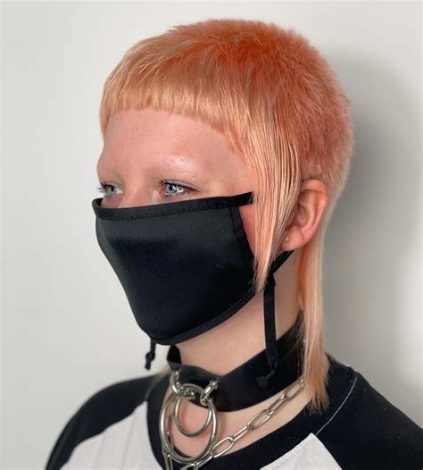 Celebrities will likely make girl mullet the top look of 2026 23