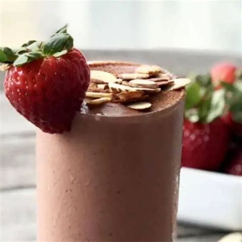 Cholesterol-Lowering Chocolate Strawberry Smoothie - Make Drinks