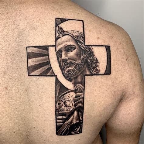 35 Tatuajes de San Judas Tadeo: Un símbolo de esperanza, fe y fortaleza