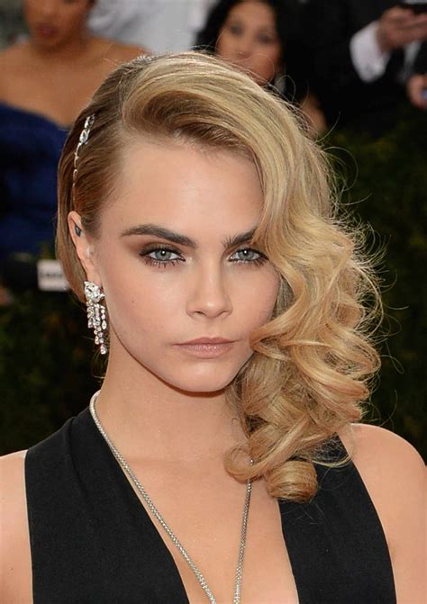 glamorous side swept hair    occasion