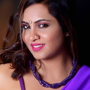 arshi khan biography age height weight boyfriend family facts