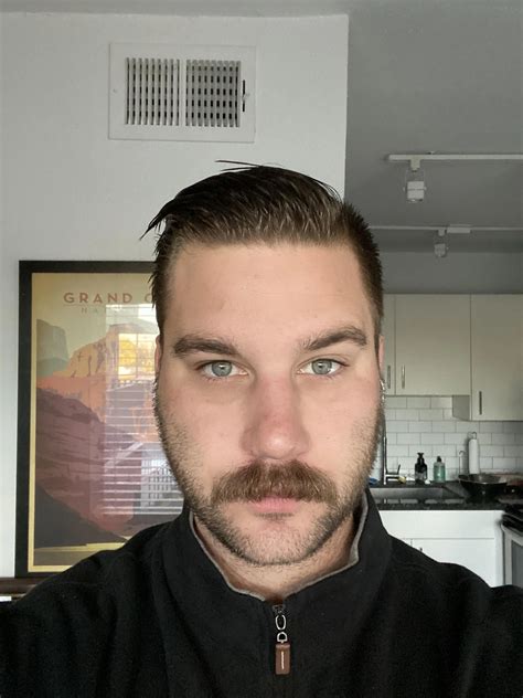 Should I keep the duster? | Scrolller