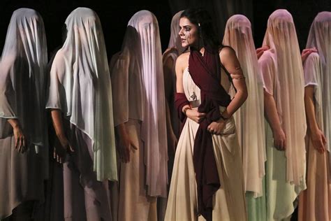 Medea Euripides James Morwood 3