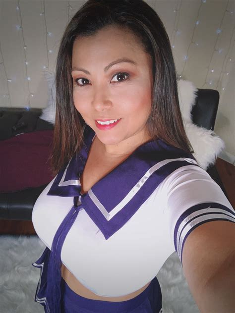 TW Pornstars - 2 pic. Krystal Davis - Asian Hotwife. Twitter. #