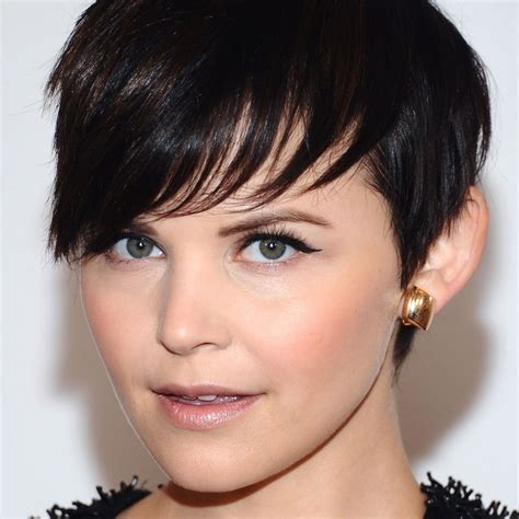 7 Edgy Pixie Haircuts With Bangs To Try This Year
