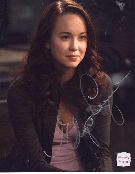 Elyse Levesque Autographed 8x10 Photo - Canada Pop Culture and Sports
