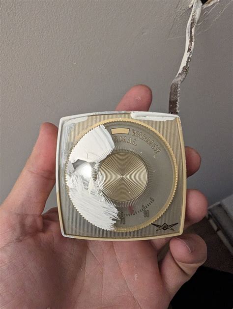 Replacing an old condominium thermostat — Heating Help: The Wall