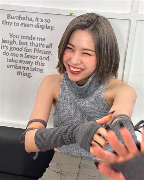Ryujin can't help but laugh at the sight of your tiny penis : r/CaptionsSPH