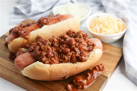 Easy Hot Dog Chili Recipe - BubbaPie