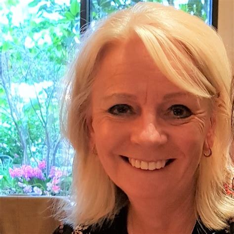 amazonin gill budgell books biography latest update