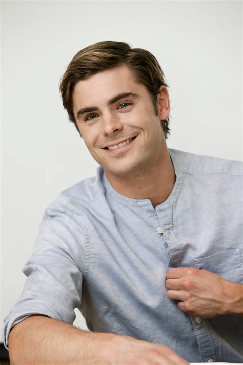 apr   lucky  press conference  efron experience