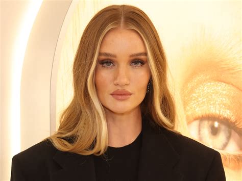 Rosie Huntington-Whiteley Shows Daughter's Face for First Time: Photos