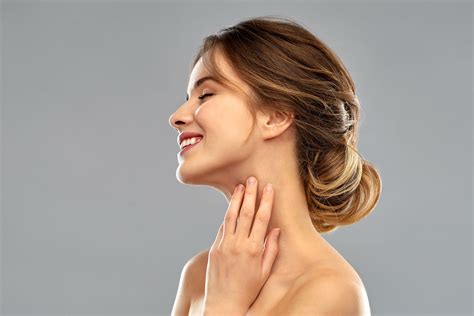 how to tighten neck skin naturally