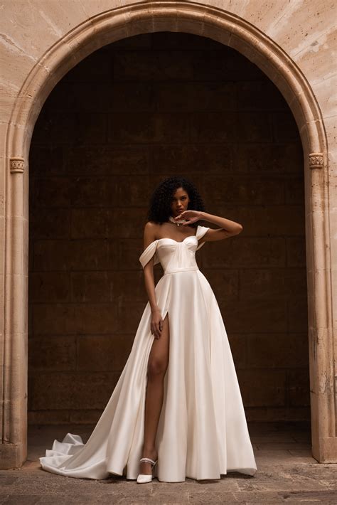 THE WHITE AISLE BRIDAL