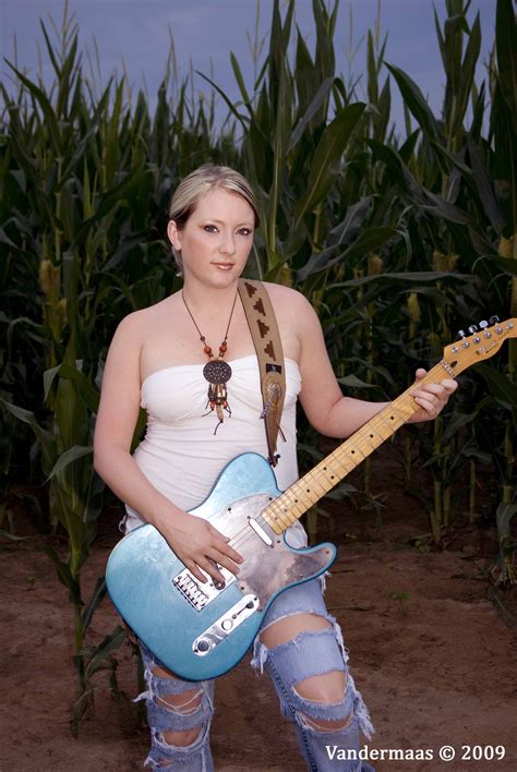 Amy Taylor photo - Vandermaas Photography photos at pbase.com