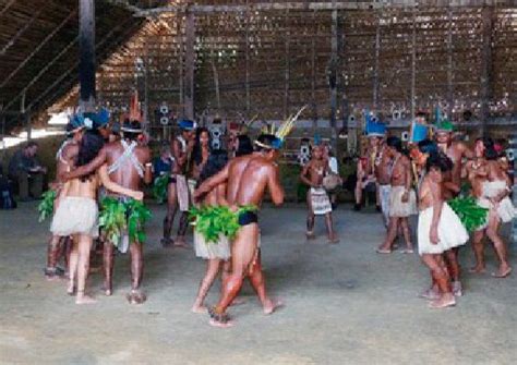 🥇 13 Danzas típicas del Amazonas (vídeos, música y movimientos)