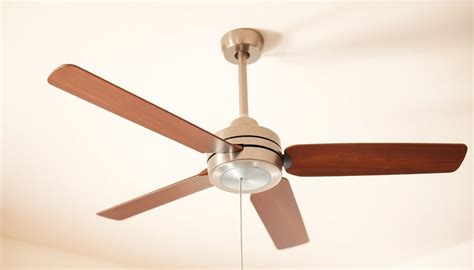 What Does Reversing a Ceiling Fan Do - Top Ceiling Fans