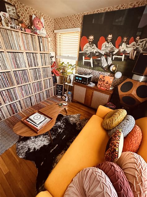 Playlist update: April 3, 2023 — The Eisenberg Review