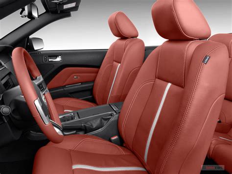 2010 Ford Mustang: 11 Interior Photos | U.S. News