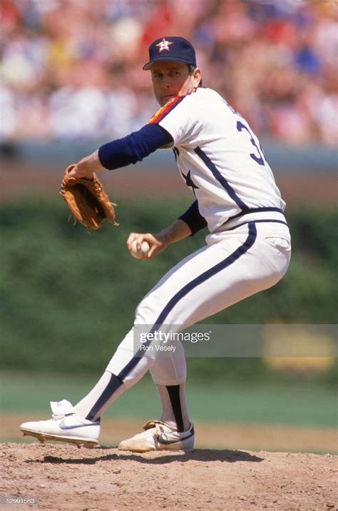 Pin by Mario Ernesto Quiñones on The Express NOLAN RYAN | Baseball