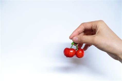250+ Amazing Cherry Photos · Pexels · Free Stock Photos