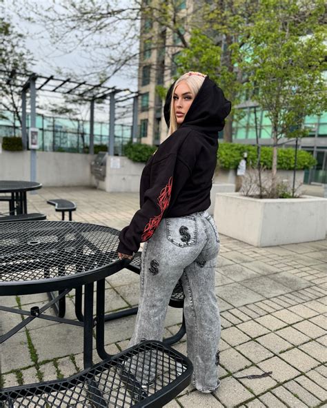 Sara Allaby (@shoppingbagsara) • Instagram photos and videos