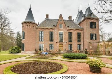 Keukenhof Castle Photos, Images and Pictures