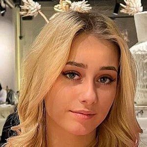 Alina Yanovskaya - Age, Family, Bio | Famous Birthdays