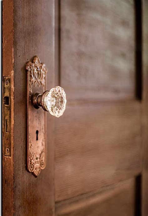 Find Us – The Vintage Speakeasy Bistro