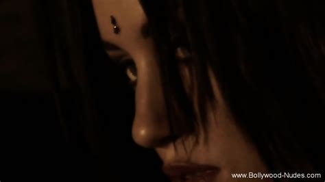 beautiful indian actress decides    naked eporner