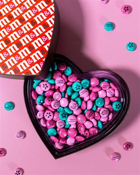 M&M'S USA - M&M'S USA added a new photo.