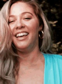 Blond Boob GIFs | Tenor