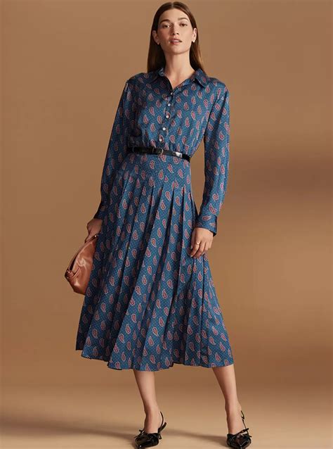 Shoppers react to the high fees on the ann taylor credit card 1