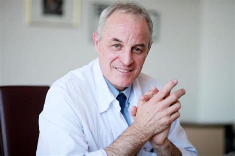 Récompense – Didier Pittet reçoit la médaille Pasteur | Tribune de Genève