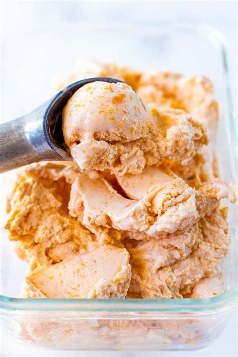 homemade peach ice cream