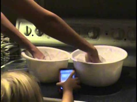 5.09 How do Penguins Keep Warm? Blubber Lab - YouTube