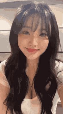 Korean Girls GIFs | Tenor
