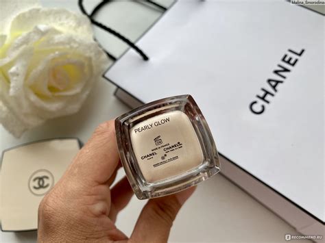 Флюид-хайлайтер для естественного сияния кожи для лица и тела Chanel ...