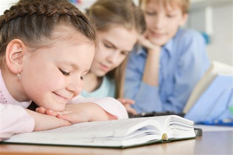 Tips to Engage Students with Informational Text - The Rocket Resource 