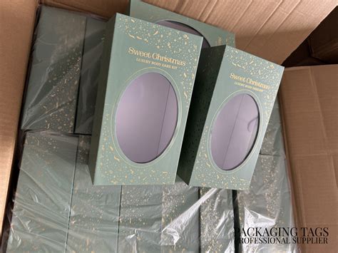 Custom gift box with clear window for packaging | PackagingTags