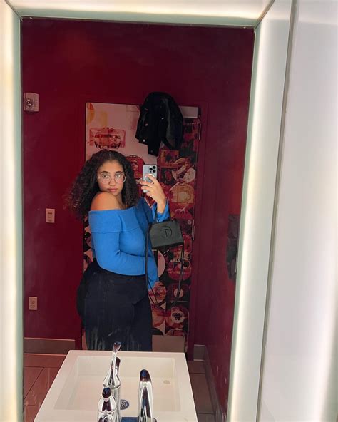 Tasha Nicole (@tasha__nico) • Instagram photos and videos